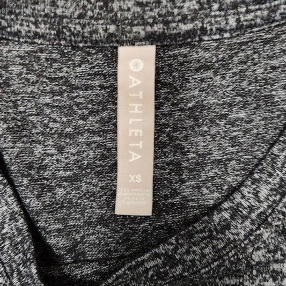 Athleta Mindful Grey Long Sleeve Crew Neck Pullover Athleisure Top XS  E02 - Picture 3 of 5